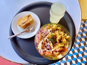  at Le Crémieux in Paris