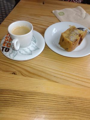  at Le Crémieux in Paris