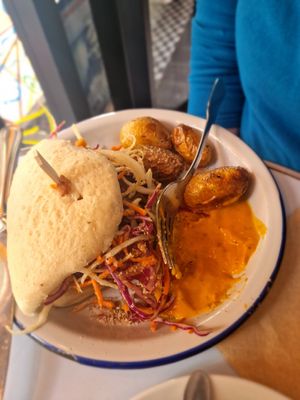 Gorgeous vegan food at Le Crémieux in Paris