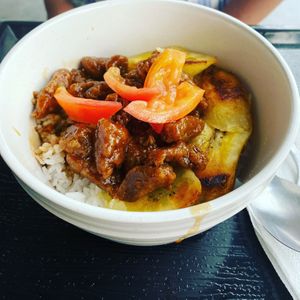 Chick'n rice bowl at Cafe Honest in Makati