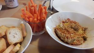 Hummus  at A Morena in Lugo