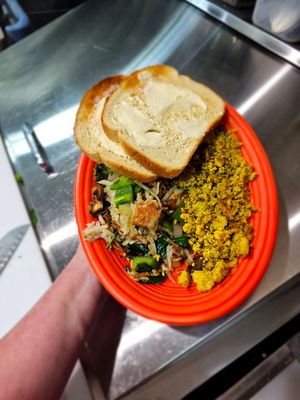 Vegan Veggie Wife: Hartland Diner Tofu Scramble (made with Vermont Soy Tofu), Veggie hash browns, sourdough toast with Vegan butter. at Hartland Diner  in Hartland