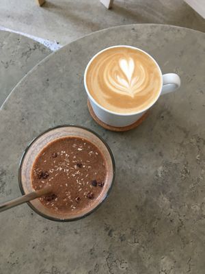 Coffee and smoothie at Plant Base in Berlin