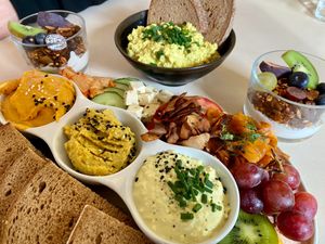 2-person platter at Plant Base in Berlin