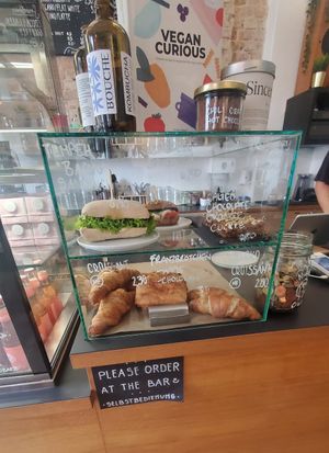 Yummy croissants and plates to go at Plant Base in Berlin