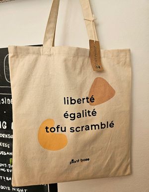 Totes available for purchase! at Plant Base in Berlin