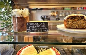 Chocolate chips overnight oats at Plant Base in Berlin