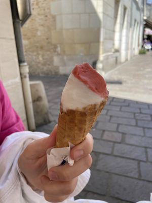 Lime and strawberry   at Volo in Azay-le-rideau