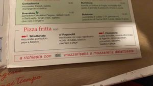 Ask for the mozzarisella it’s a vegan mozz made from rice milk😄can be added to any pizza  at Rossopomodoro in Rome