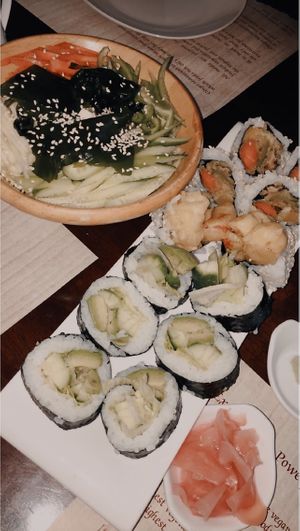 ”Mix maki platter” was pretty good👍🏻💚 at Ginger Restaurant in Kuwait City