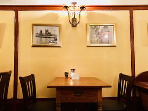 inside at Signor Verde in Cologne