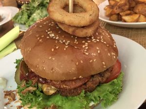 summer special 'texas' burger at Signor Verde in Cologne