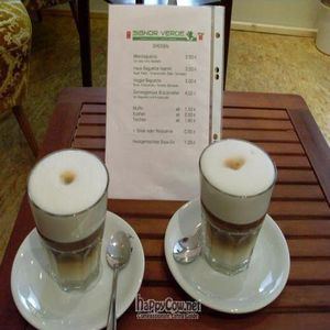 Soya macchiato. at Signor Verde in Cologne
