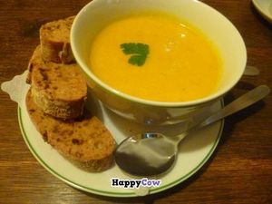 carrot-ginger soup at Signor Verde in Cologne