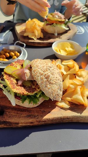 Hamburguesa at Portovello in Ourense