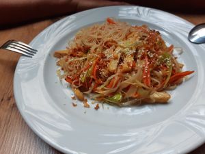 Main dish at Dobro Jutro Vietnam - Good morning Vietnam in Ljubljana