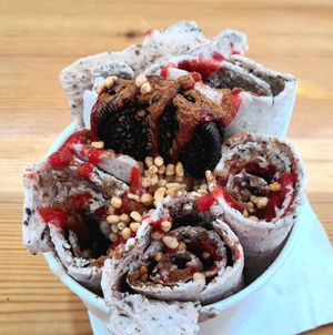 vegan Oreo ice roll at Ice Rolls in Rhodes