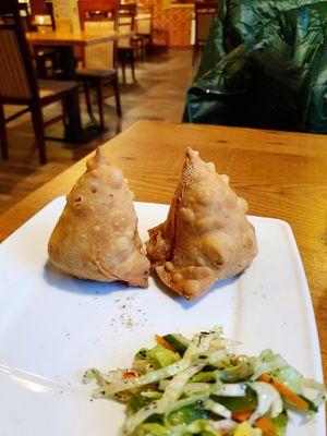 Vegetable samosas (vegan) at Gate of India in Krakow