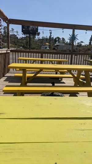 Plenty of outdoor seating at Fat Boy's Roadside Eats in Ooltewah