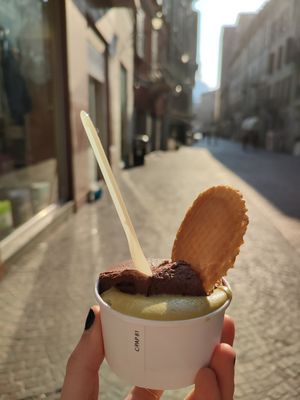 Gelato al pistacchio e al cioccolato-lampone. at Toldo Gelateria in Lecco
