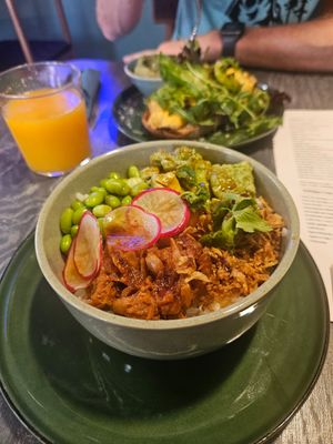 Jackfruit poke at Dede's in Lisbon