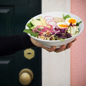 dede's bowl with sesame sauce at Dede's in Lisbon