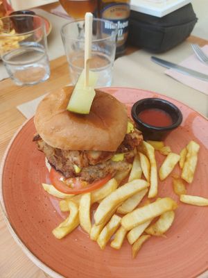  at Dorothy's Veggie Bistro in La Cueva