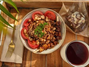 Indonesian bowl at Bali Bowls 2 in Biarritz