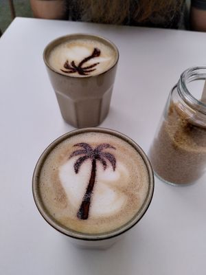 Cappuccino with oat milk at Bali Bowls 2 in Biarritz