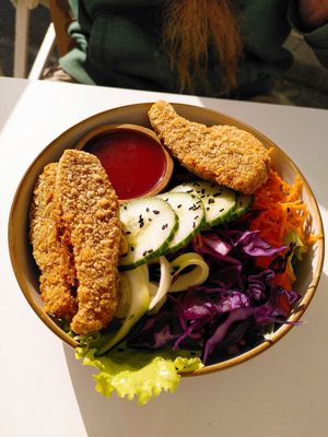 Nuggets at Bali Bowls 2 in Biarritz