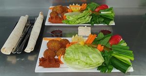 falafel portion at Cigköftem - Krefeld in Krefeld