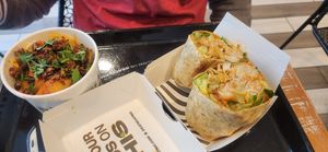 Buffalo cauliflower wrap with mac & cheese at Beatnic - Fashion District in New York City