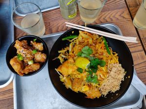 Nouilles pad Thai et "poulet" teriyaki. Amazing! at CookDaily in South West London