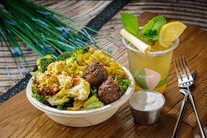 🥙 Juniper Set HK$70
Falafel, roasted veggies, garlic sauce | Salad or flatbread. Add soup & lemonade +$15. Vegan, bold flavors, great value at TREEHOUSE - H Code in Hong Kong Island