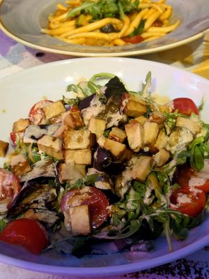 Tempeh salad 🥗 at Maslina in Rijeka