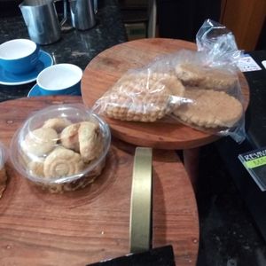  at Lakeside Bakery in Reservoir