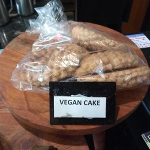  at Lakeside Bakery in Reservoir