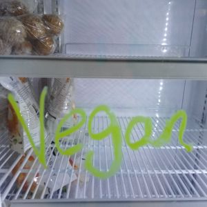  at Lakeside Bakery in Reservoir