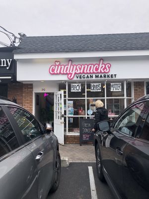 Front door   at Cindysnacks in Centerport