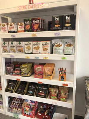 Store favorites   at Cindysnacks in Centerport