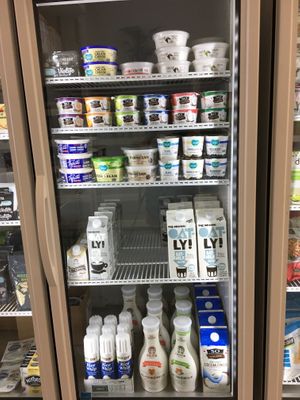 🤤 at Cindysnacks in Centerport