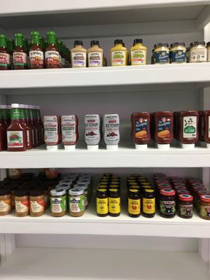 Condiments  at Cindysnacks in Centerport
