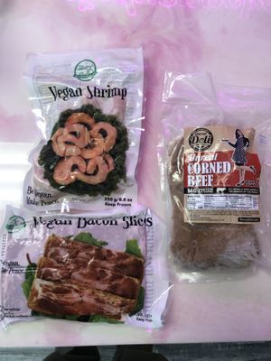 AVI Shrimp, Bacon, Drumsticks, and Unreal Corned Beef! at Cindysnacks in Centerport