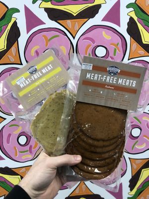 Herbivorous Butcher Deli Slices  at Cindysnacks in Centerport