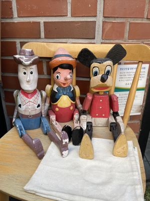 Disney Knick knacks   at Apbbang - Future Bakery 앞으로의 빵집 in Seoul