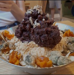 Patbingsu at Apbbang - Future Bakery 앞으로의 빵집 in Seoul