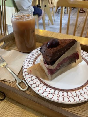 Chocolate cake with cherry  at Apbbang - Future Bakery 앞으로의 빵집 in Seoul