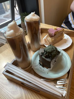   at Apbbang - Future Bakery 앞으로의 빵집 in Seoul