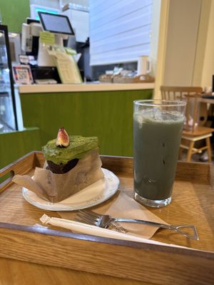   at Apbbang - Future Bakery 앞으로의 빵집 in Seoul