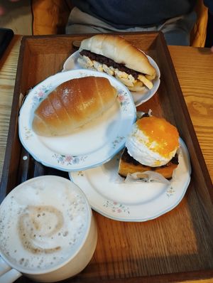  at Apbbang - Future Bakery 앞으로의 빵집 in Seoul